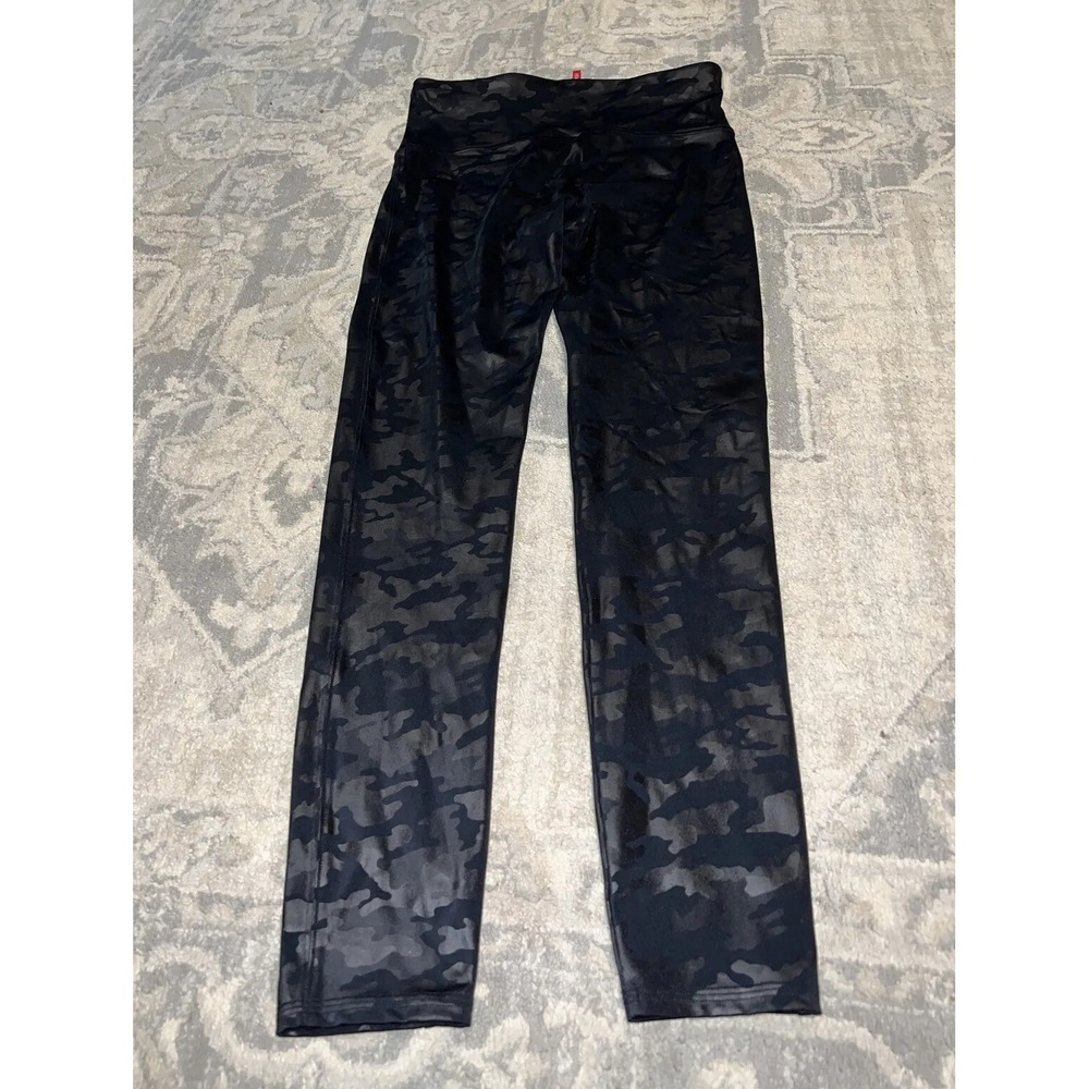 SPANX‎ Shape Faux Leather Camo Leggings Pants Sz XL X-Large Black Womens